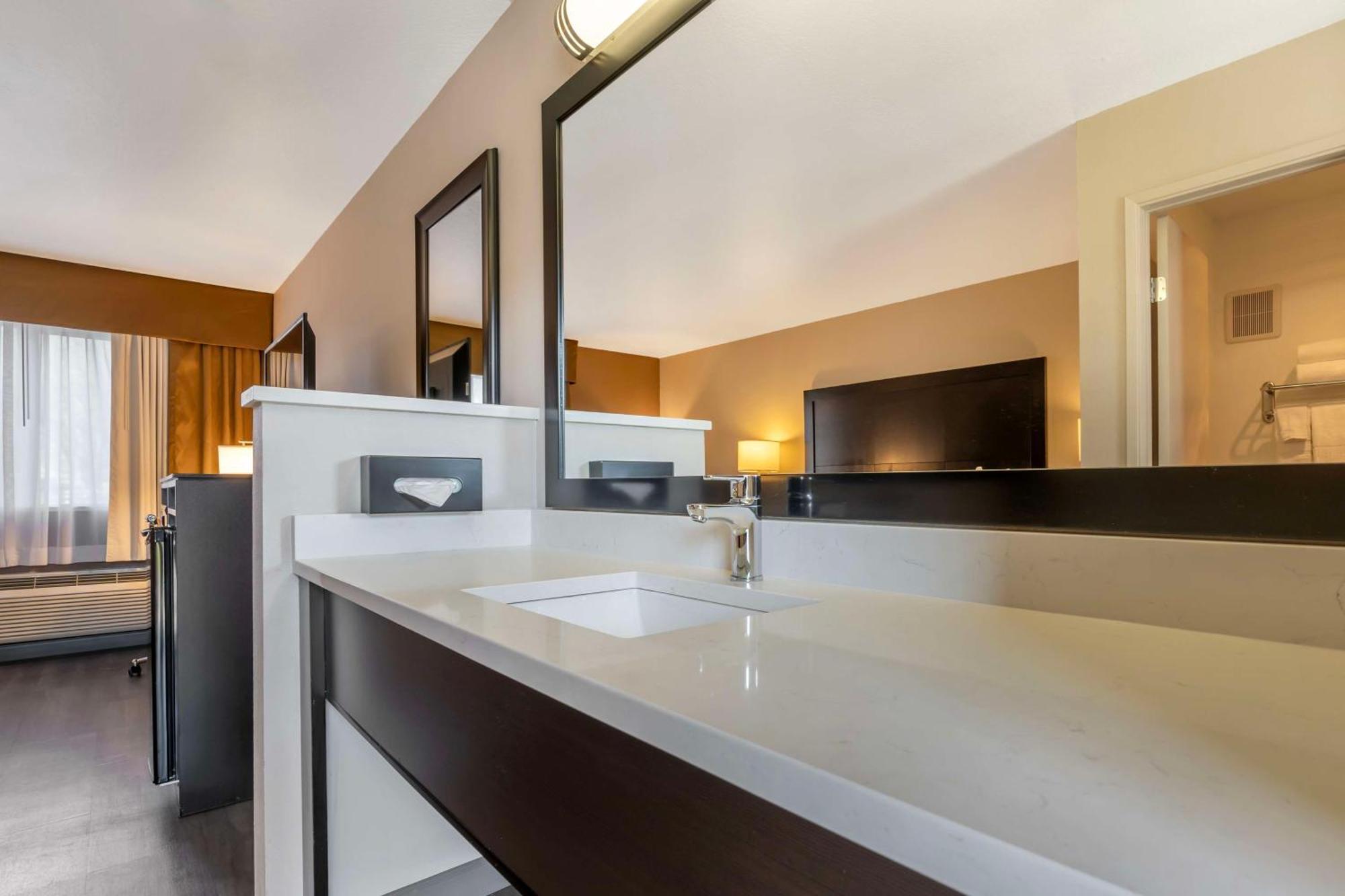 Best Western Inn of Vancouver Extérieur photo